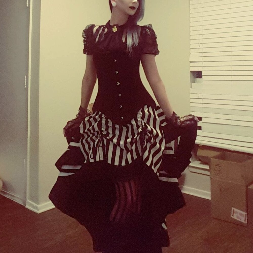 Victorian goth outfit